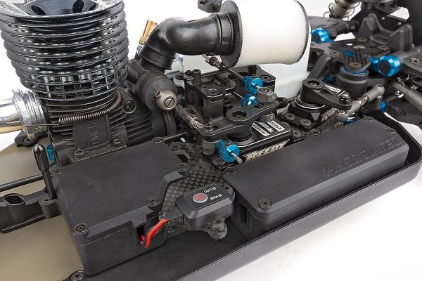 Team Associated RC8T4 Team Kit 1/8 Nitro Truggy - Image 3
