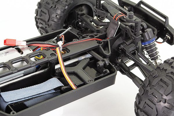 FTX Tracer 1/16 4wd Monster Truck RTR - Blue - Image 4