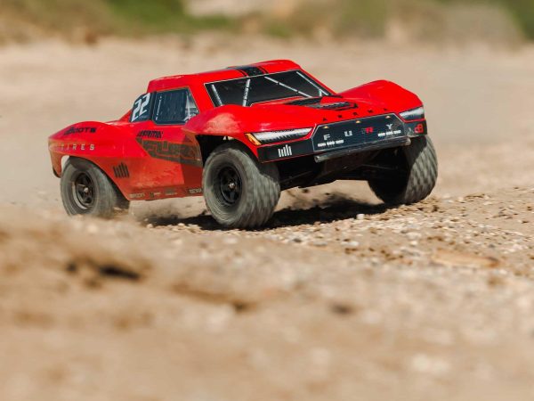 1/10 FURY MEGA 550 4X2 SCT with Battery & Charger Red - Image 4