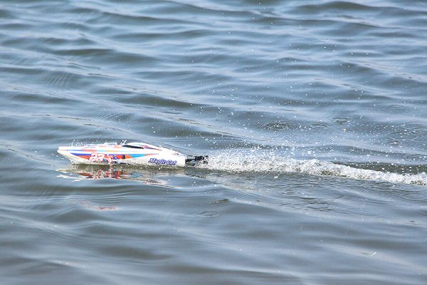 JOYSWAY MAGIC CAT V6 2.4G RTR CATAMARAN RACING BOAT - Image 10